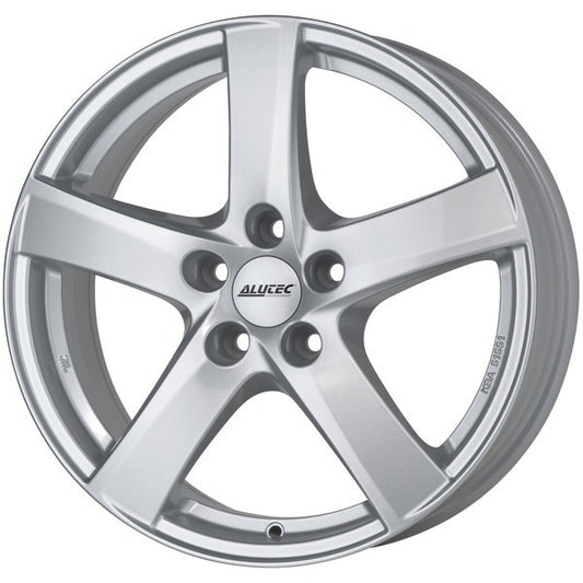 Komplette vinterhjul til Mercedes-Benz C-Klasse W206 med Alutec Freeze 17"