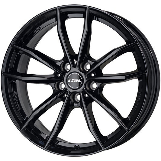 Komplette vinterhjul til Cupra Born med Rial X12 18"
