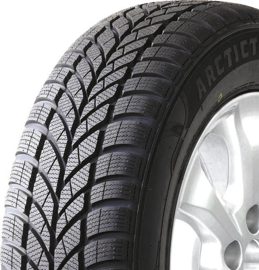 Maxxis WP-05 ARCTICTR. 215/65R 15 100H TL WP-05 XL EXTRA LOAD